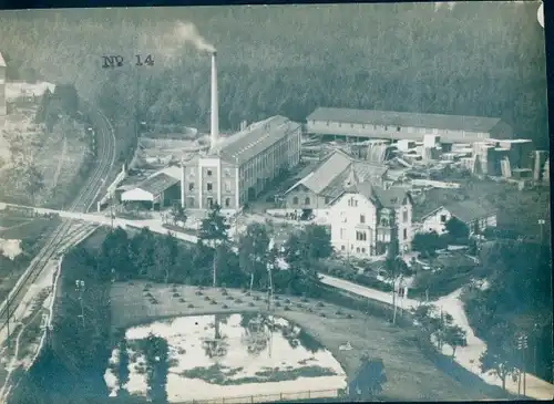 Foto Triptis in Thüringen, Fabrikanlagen, Bahnstrecke