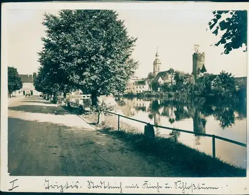 Foto Triptis in Thüringen, Stadtteich mit Kirche und Schlossturm