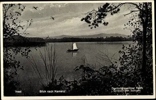 Ak Deutschbaselitz Kamenz Sachsen, Deutschbalesitzer Teich, Blick nach Kamenz von der Insel