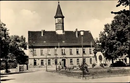 Ak Schildau in Sachsen, Rathaus am Platz der Dt.-sowj. Freundschaft