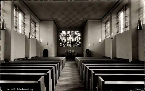 Ak Kitzingen in Mainfranken Bayern, ev. Luth. Friedenskirche, Siedlung Goldberg