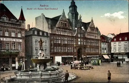 Ak Aachen, Marktplatz mit Kaiser Karl Denkmal, Donhoff Wildt