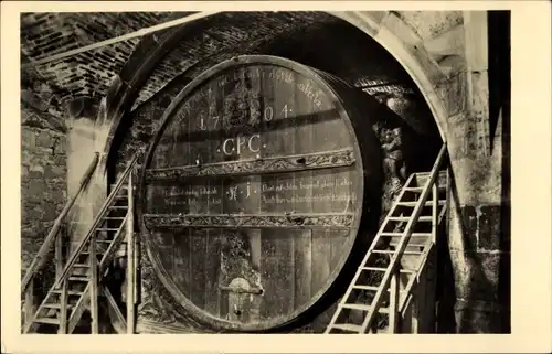 Ak Klosterneuburg in Niederösterreich, Stift, 1000 Eimer Fass, Fasselrutschen