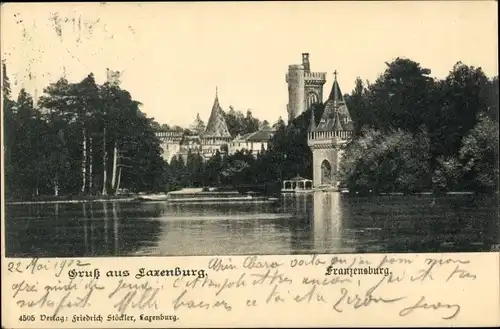 Ak Laxenburg in Niederösterreich, Franzensburg mit Teich im Schlosspark