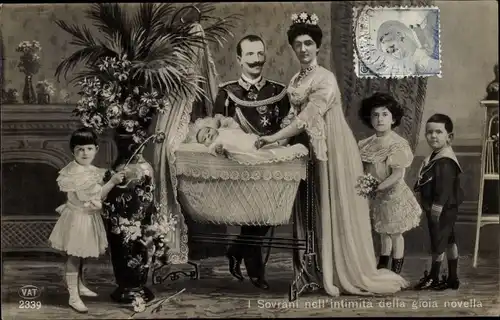 Ak Vittorio Emanuele III., König Viktor Emanuel III. von Italien, Elena von Montenegro, Kinder