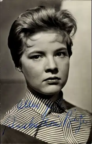Ak Schauspielerin Annekathrin Bürger, Portrait, Autogramm