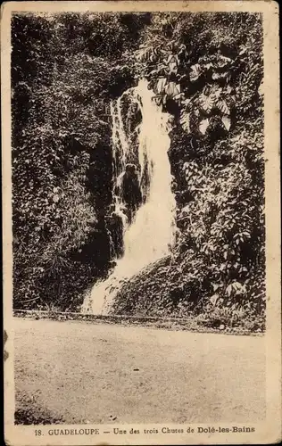 Ak Guadeloupe, Une des trois Chutes de Dole les Bains