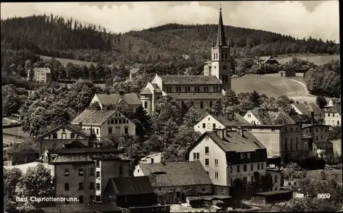 Ak Jedlina Zdrój Bad Charlottenbrunn Schlesien, Blick auf den Ort, Kirche