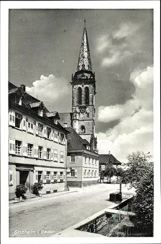 Ak Sinzheim in Baden Württemberg, Kirche, Straßenpartie