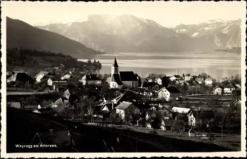 Ak Weyregg am Attersee in Oberösterreich, Panorama vom Ort