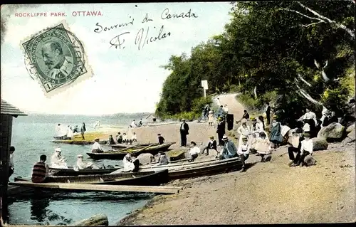Ak Ottawa Ontario Kanada, Rockliffe Park, Menschen in Booten, Uferszene