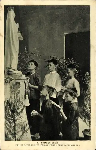 Ak Ratchaburi Thailand, Petits seminaristes priant pour leurs bienfaiteurs, Kinder betend