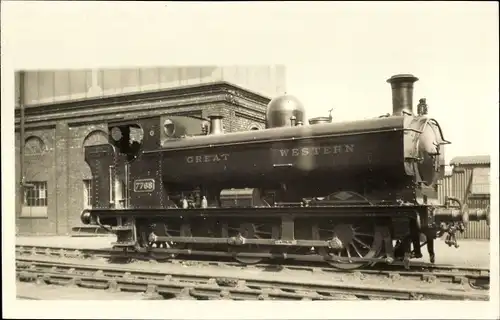 Foto Ak Britische Eisenbahn, Dampflok Nr. 7768, Great Western Railway