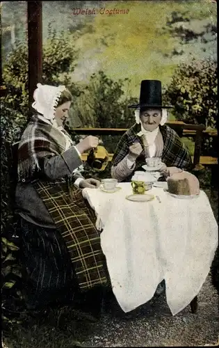 Ak Welsh Costume, Waliserinnen in Volkstrachten