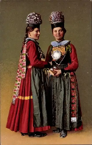 Ak Prozessionstracht aus Freiburg, Zwei Frauen in Landestrachten
