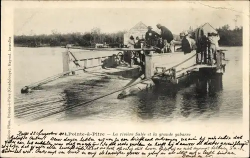 Ak Pointe a Pitre Guadeloupe, La riviere Salée, grande gabarre, Seilfähre