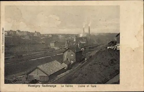 Ak Hussigny Godbrange Meurthe et Moselle, La Vallee, Usine et Gare