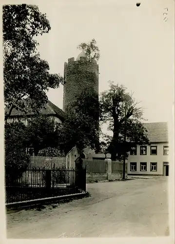 Foto Triptis in Thüringen, Schlossturm, Straßenpartie