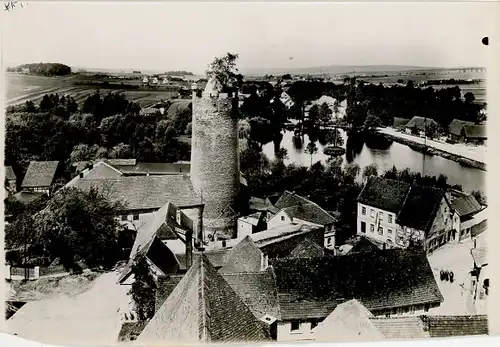 Foto Triptis in Thüringen, Schlossturm, Stadtpartie