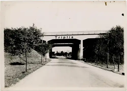 Foto Triptis in Thüringen, Straßenüberführung, Brücke