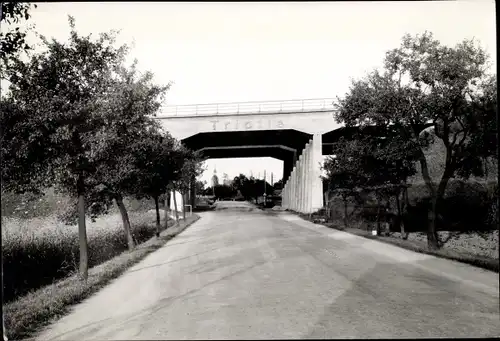 Foto Triptis in Thüringen, Straßenüberführung, Brücke
