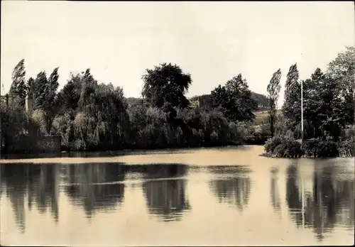 Foto Triptis in Thüringen, Stadtteich, Kriegerehrenmal, Hockerschlösschen