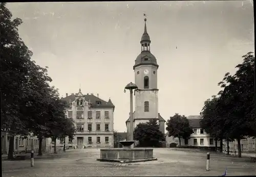 Foto Triptis in Thüringen, Markt, Kirche, Schule