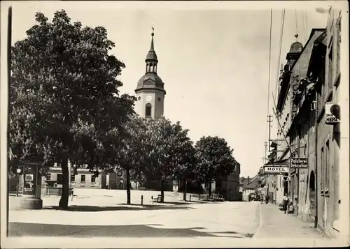 Foto Triptis in Thüringen, Markt, Kirche, Hotel Mohren, Polstereigeschäft, Litfaßsäule