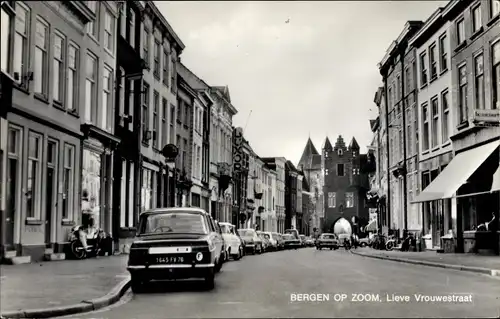 Ak Bergen op Zoom Nordbrabant Niederlande, Lieve Vrouwestraat