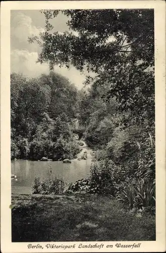 Ak Berlin Kreuzberg, Viktoriapark, Landschaft am Wasserfall