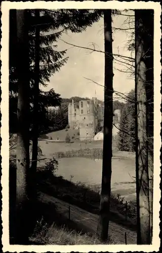 Foto Ak Echternach Luxemburg, Durchblick zur Burg