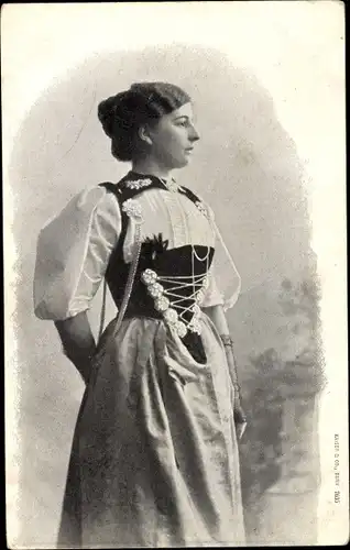Ak Frau in schweizerischer Tracht, Portrait