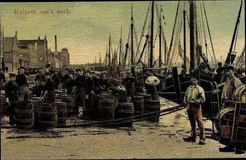 Ak Maassluis Südholland, Kuipers aan't werk, Küfer