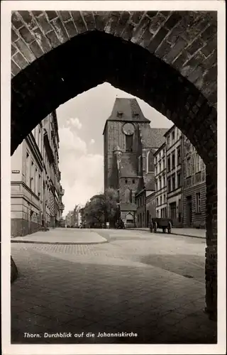 Ak Toruń Thorn Westpreußen, Blick zur Johanniskirche