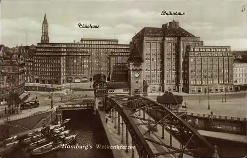 Ak Hamburg Harburg, Wolkenkratzer, Chilehaus, Ballinhaus, Brücke, Kanal, Boote