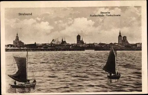 Ak Stralsund in Vorpommern, Seeseite, Auslaufende Fischerboote