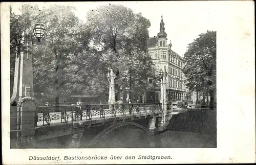 Ak Düsseldorf am Rhein, Bastionsbrücke über den Stadtgraben