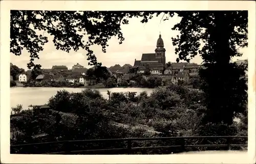 Ak Waren an der Müritz, Teilansicht vom Ort, St. Marienkirche, Blick vom Mühlenberg