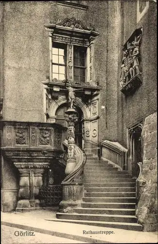 Ak Görlitz in der Lausitz, Rathaustreppe, Statuen