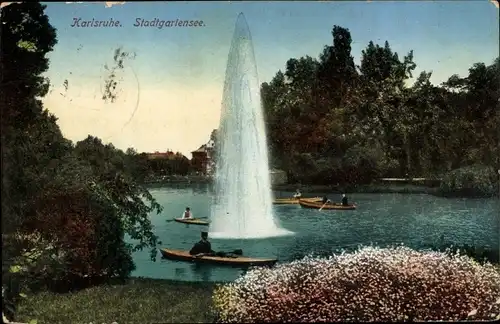 Ak Karlsruhe in Baden, Stadtgartensee, Fontaine, Boote