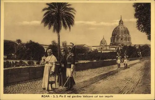 Ak Roma Rom Lazio, S.S. Pio X nei giardino Vaticano col suo seguito
