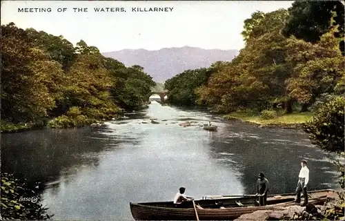 Ak Killarney Irland, Meeting of the Waters, Ruderboot