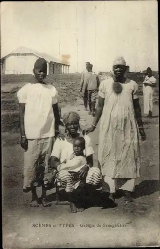 Ak Senegal, Scenes et Types, Groupe de Senegalaises