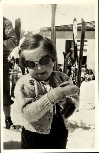 Ak Prinzessin Margriet der Niederlande, Winterurlaub in Zermatt, 1947