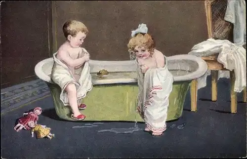 Ak Kinder beim Waschen, Badewanne, Stuhl, Handtücher, Puppen