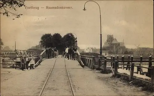 Ak Raamsdonksveer Nordbrabant, Voetbrug