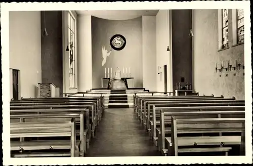 Ak Bad Bevensen in Niedersachsen, St. Josefs-Kirche, Blick zum Altarraum