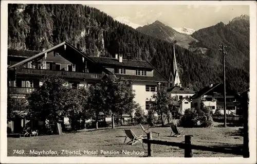 Ak Mayrhofen im Zillertal Tirol, Hotel Pension Neuhaus, Kirchturm