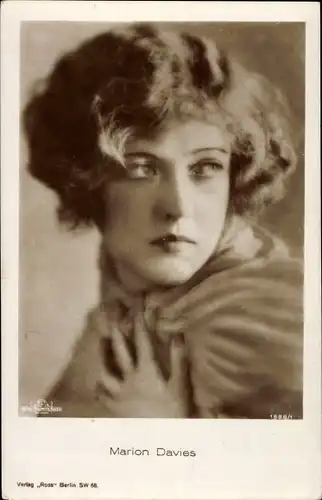 Ak Schauspielerin Marion Davies, Portrait