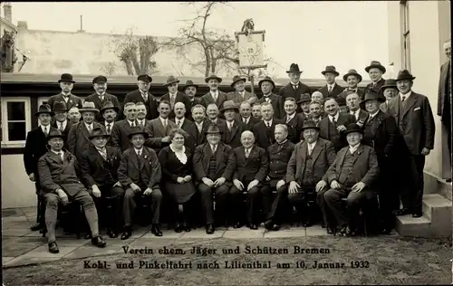 Foto Ak Lilienthal Niedersachsen, Verein ehemaliger Jäger und Schützen, Kohl- u. Pinkelfahrt, 1932